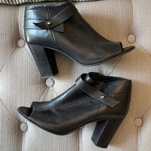 Steve Madden Peep Toe Block Heels